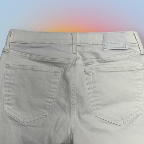 ABERCROMBIE AND FITCH Men’s 30 x 30 White Skinny Stretch Jeans - Picture 3 of 3